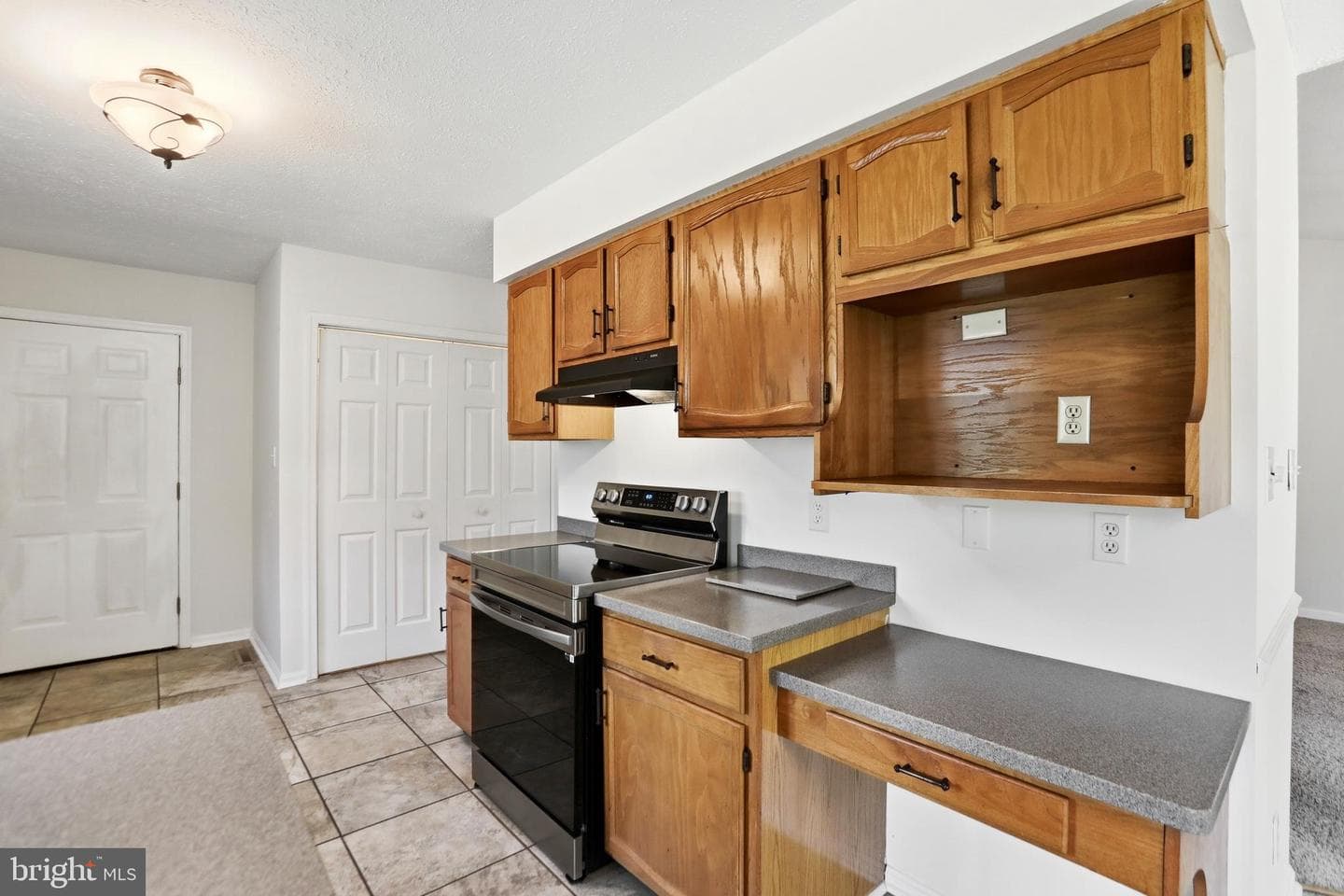 408 Masters Drive photo 12