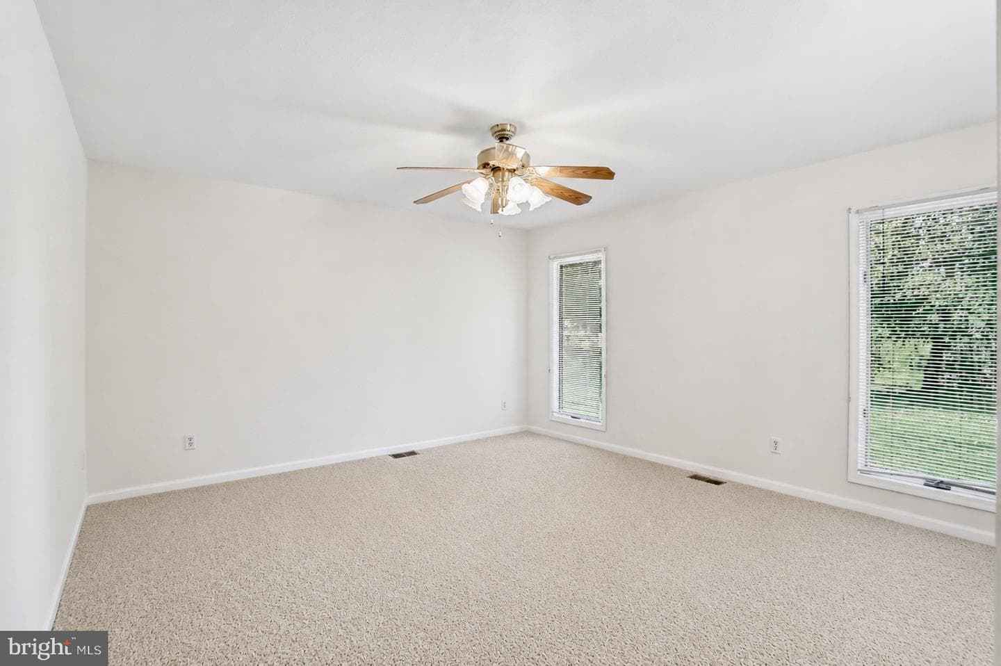 408 Masters Drive photo 16