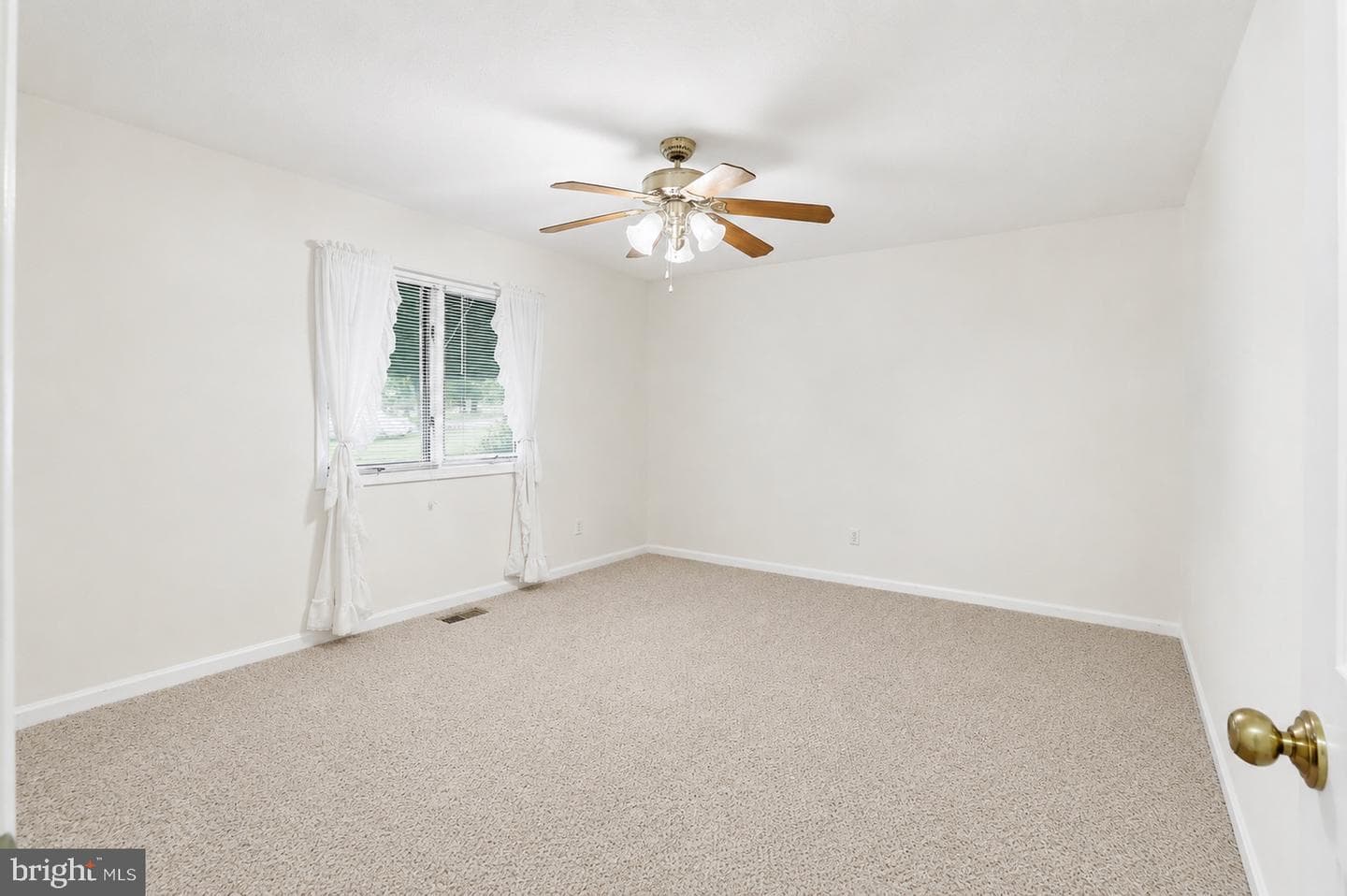 408 Masters Drive photo 20