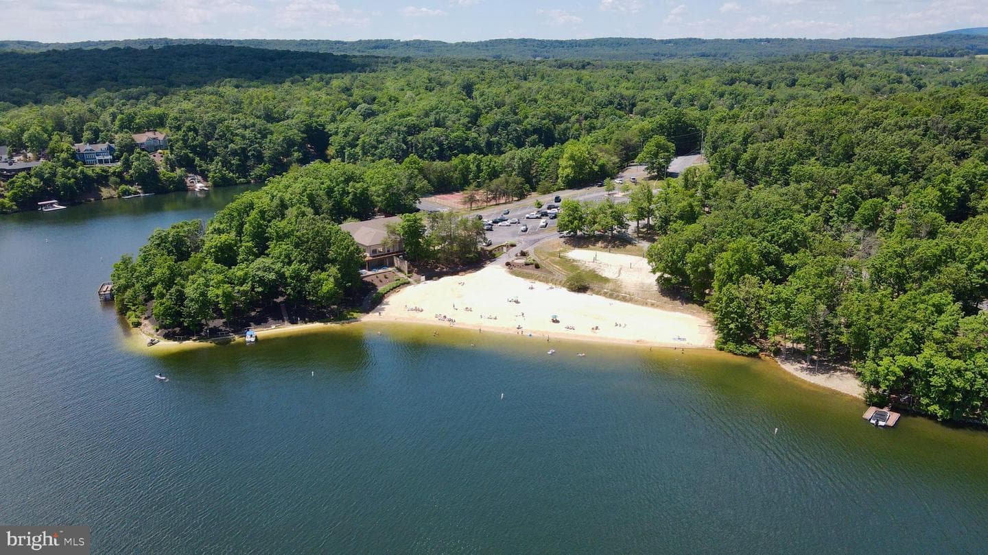 408 Masters Drive photo 27