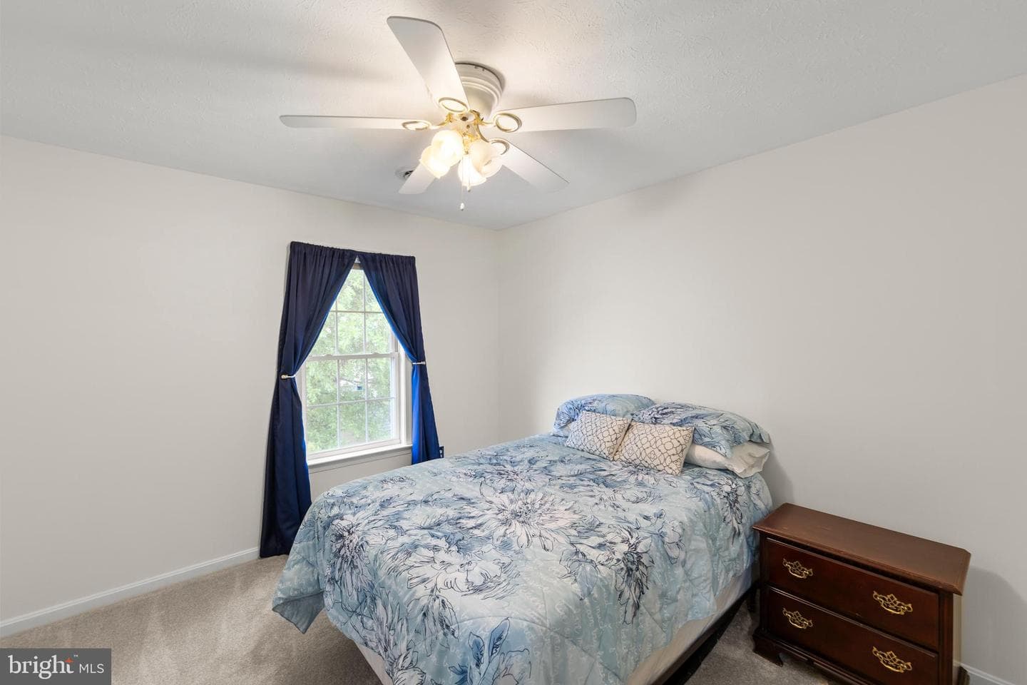 112 Twigg Court photo 28