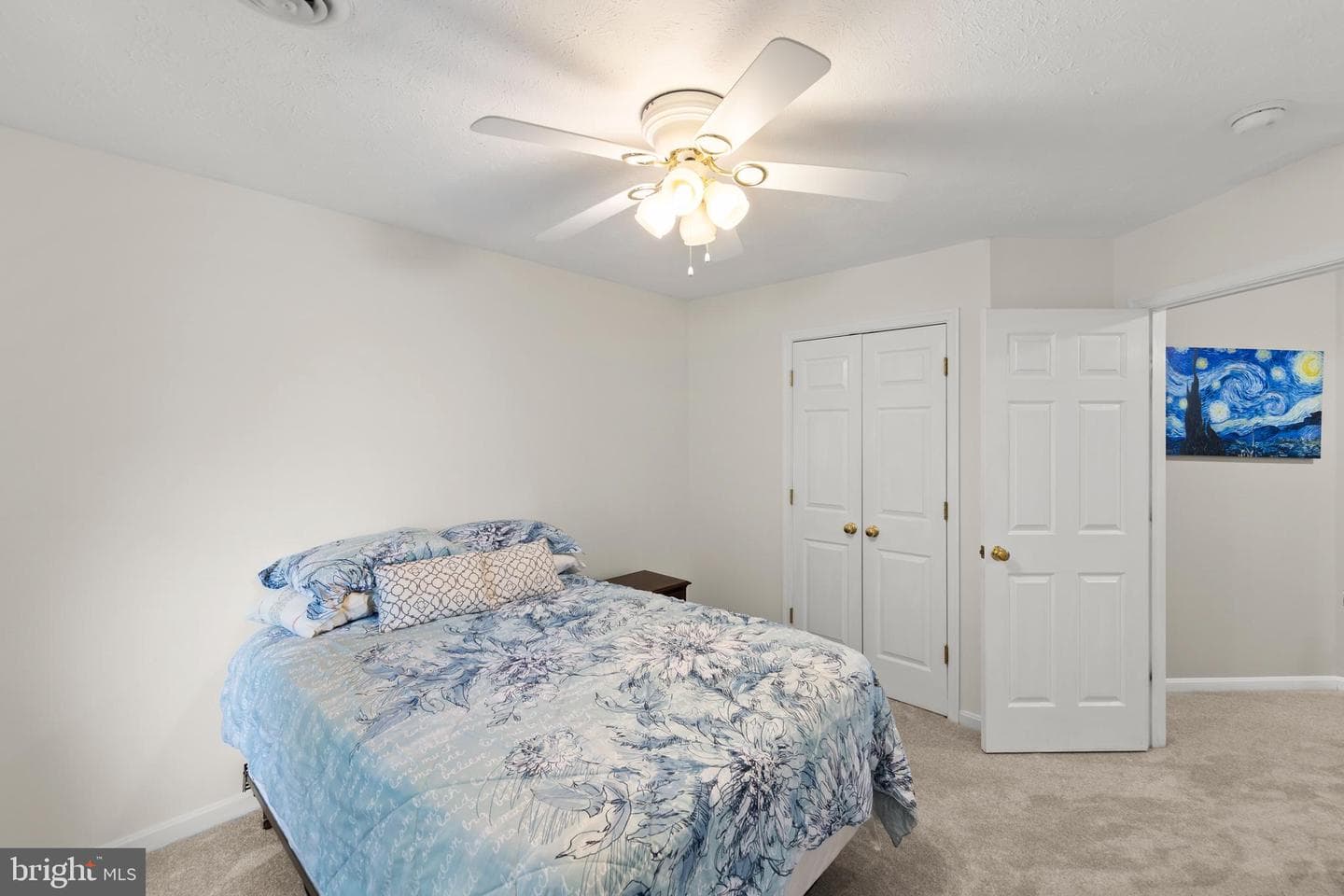 112 Twigg Court photo 30