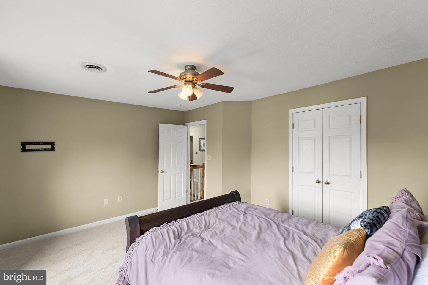 112 Twigg Court photo 36