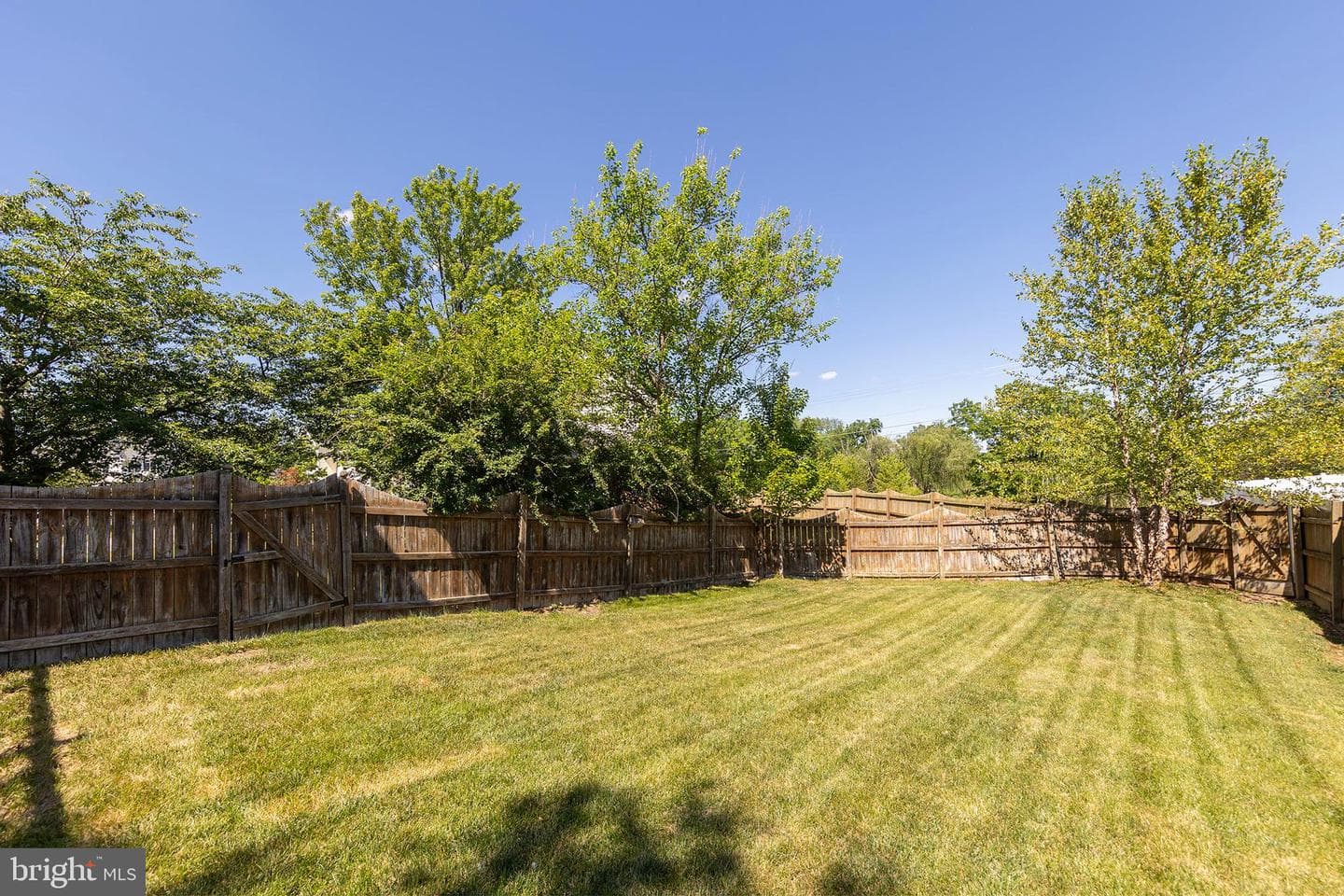112 Twigg Court photo 46