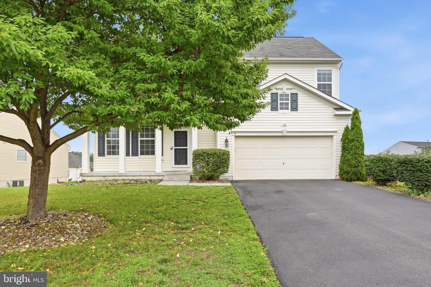 105 Collington Ct, Stephens City