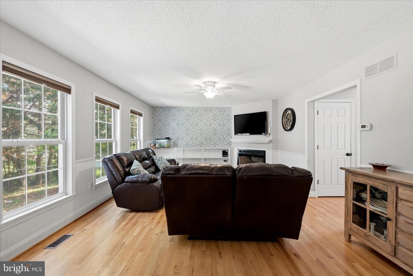 102 Clevenger Court photo 11