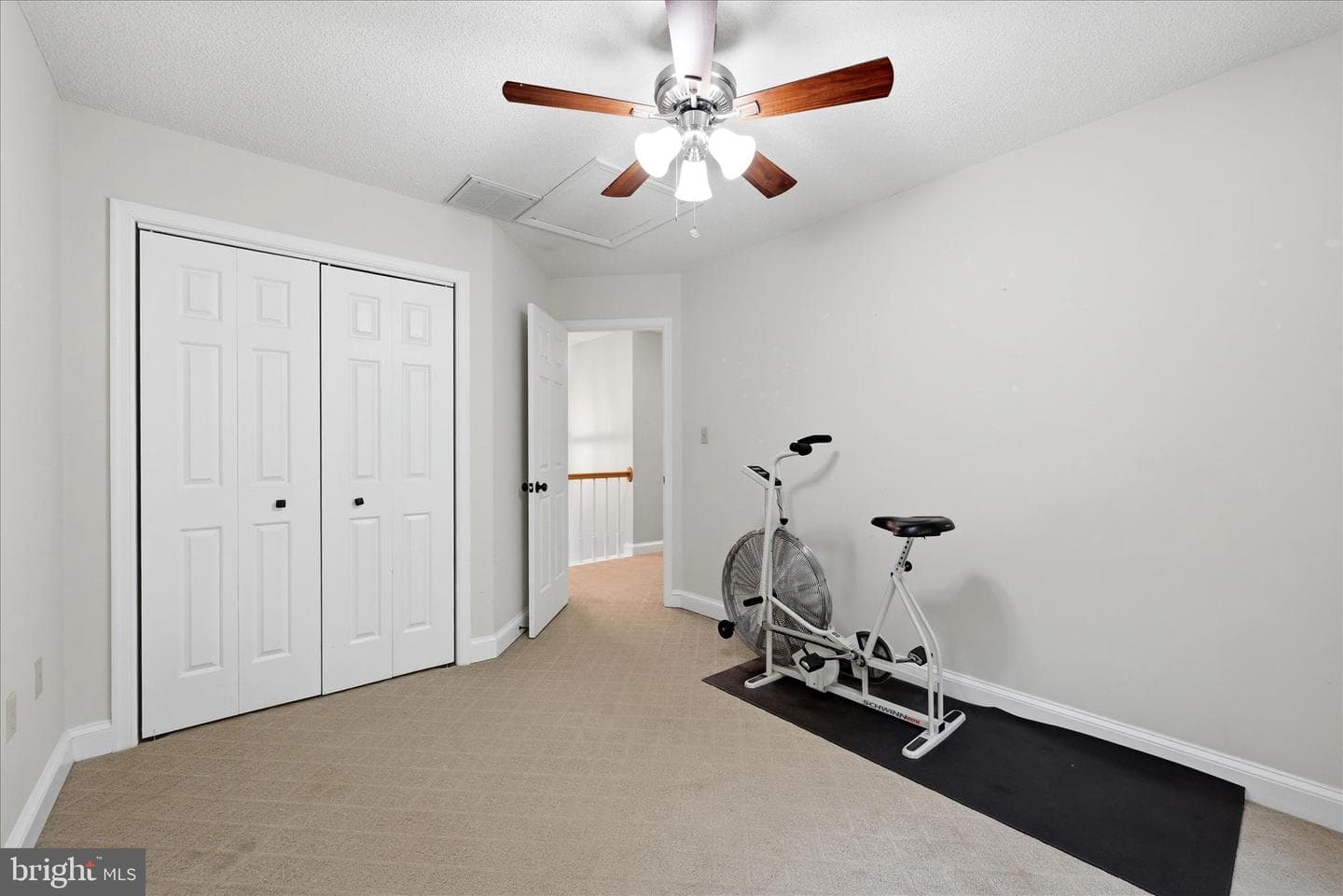 102 Clevenger Court photo 42