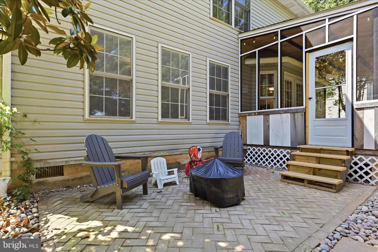 102 Clevenger Court photo 43