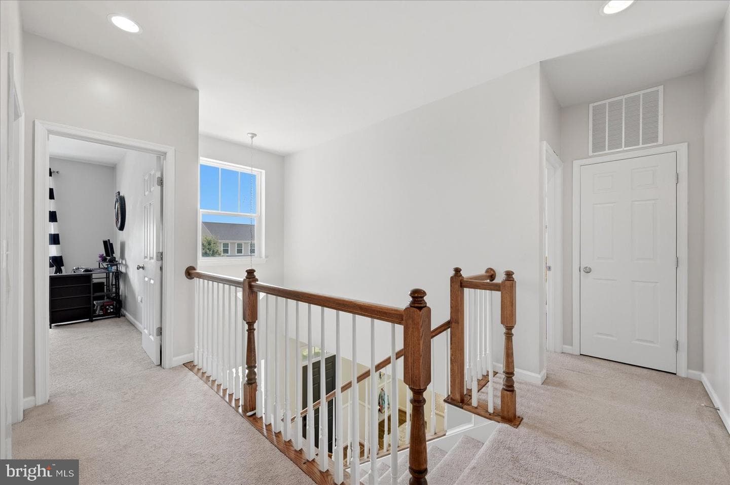 154 Blackford Drive photo 29