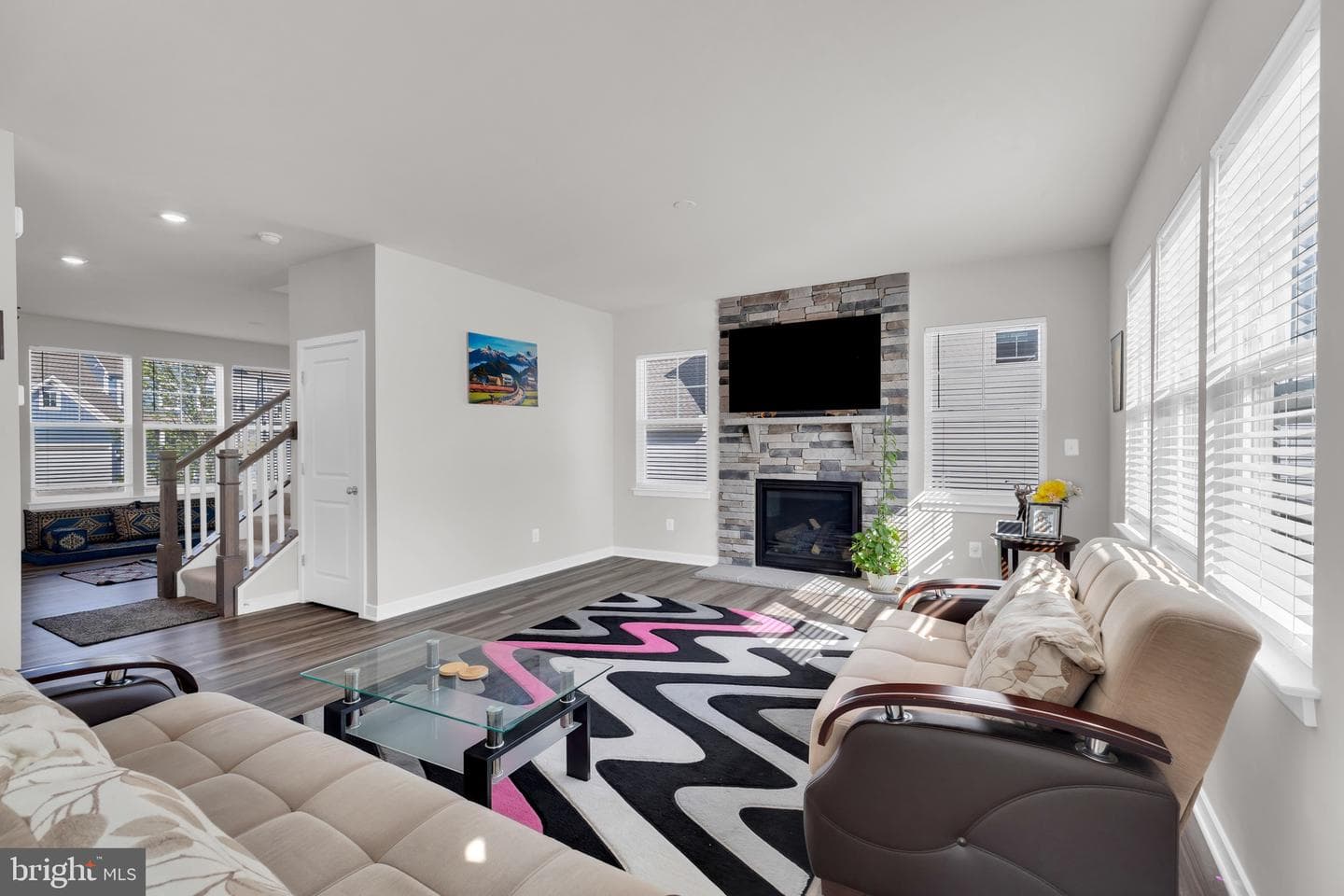 131 Thornton Way photo 10