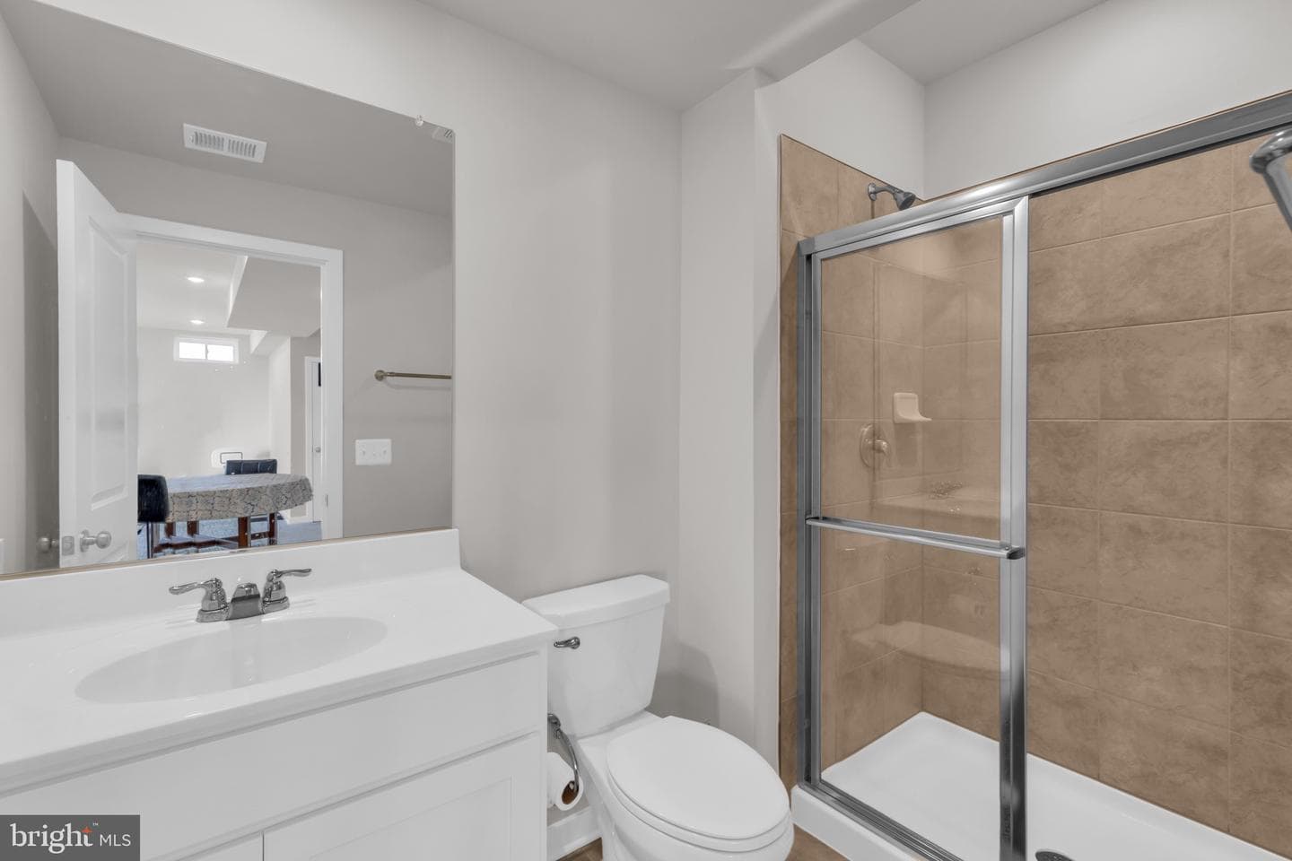 131 Thornton Way photo 38