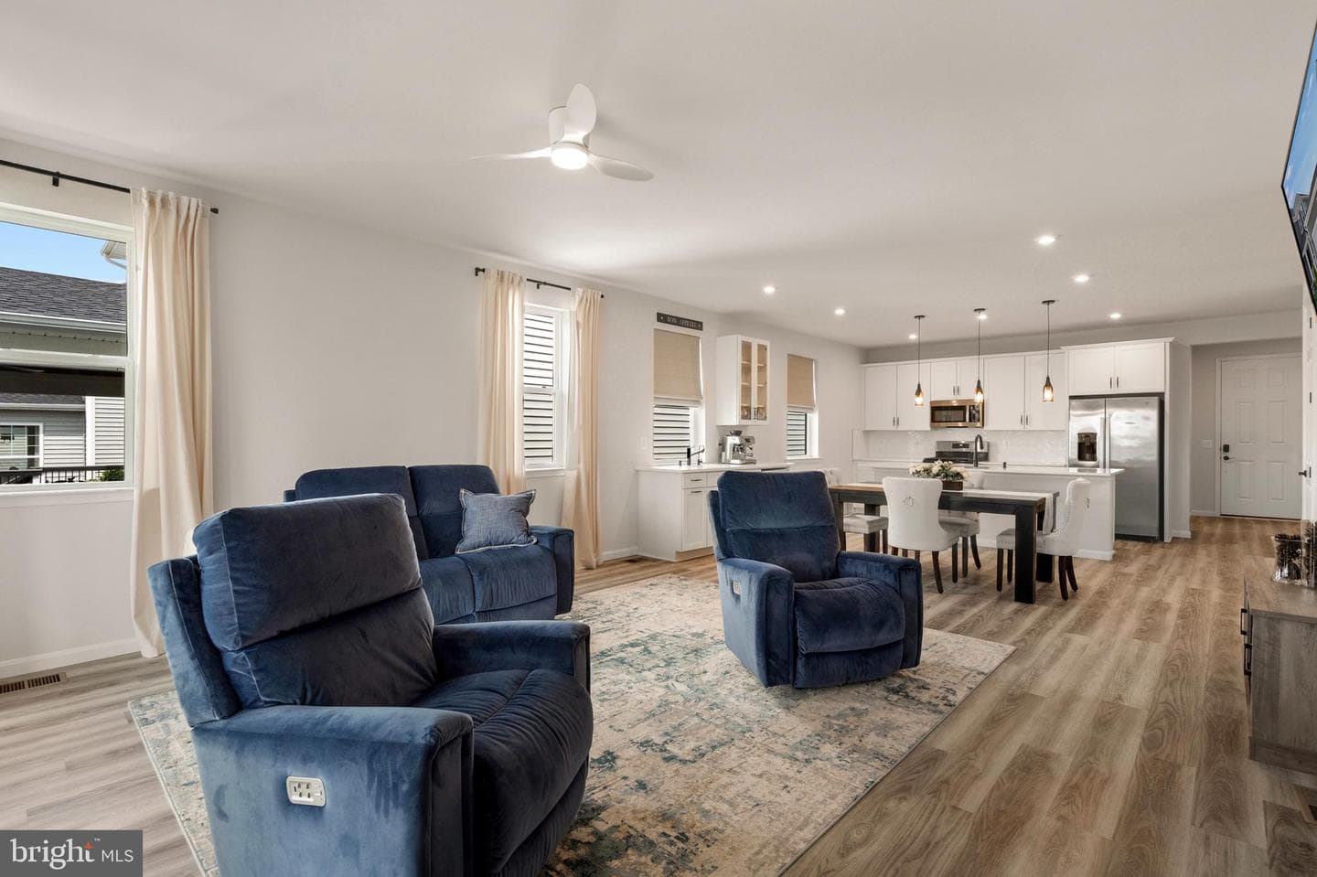 140 Poe Drive photo 14