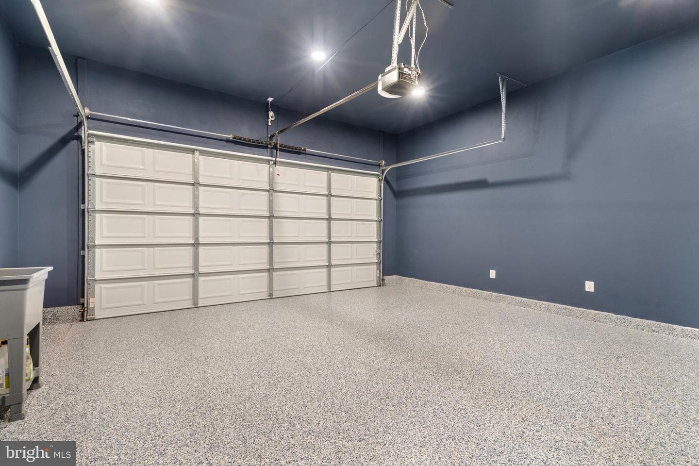 140 Poe Drive photo 32
