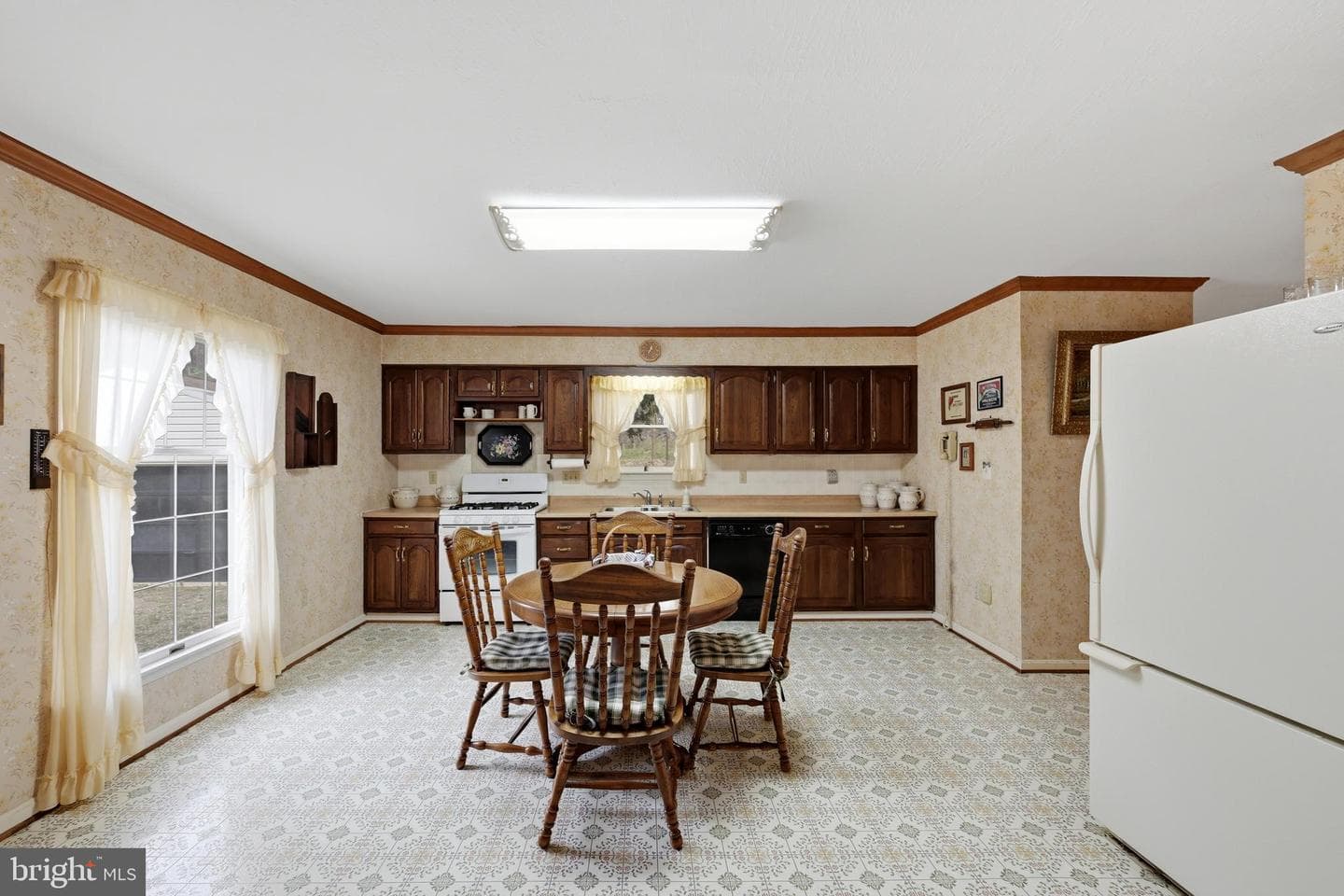 170 Mountain View Court photo 23