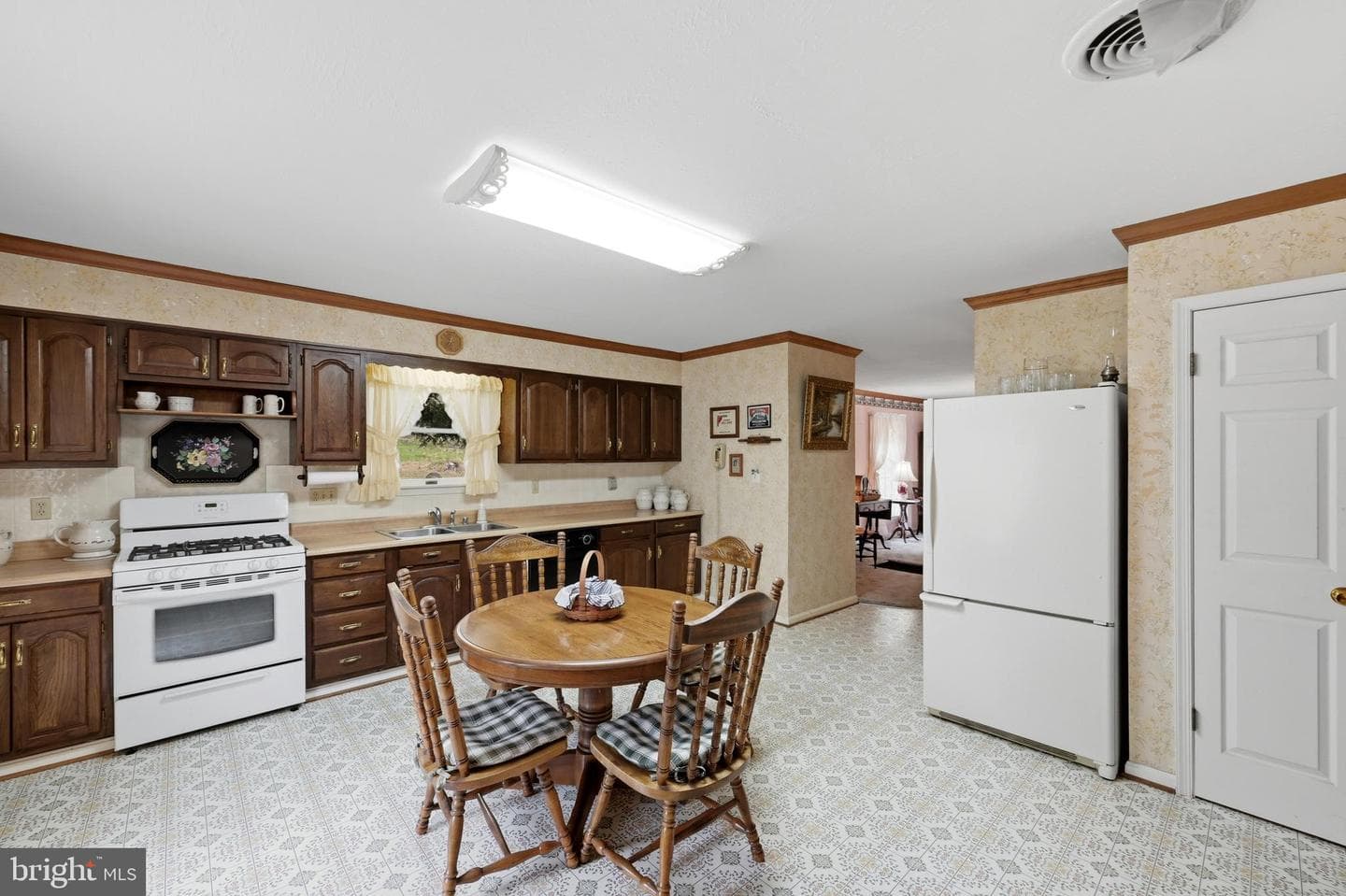 170 Mountain View Court photo 24