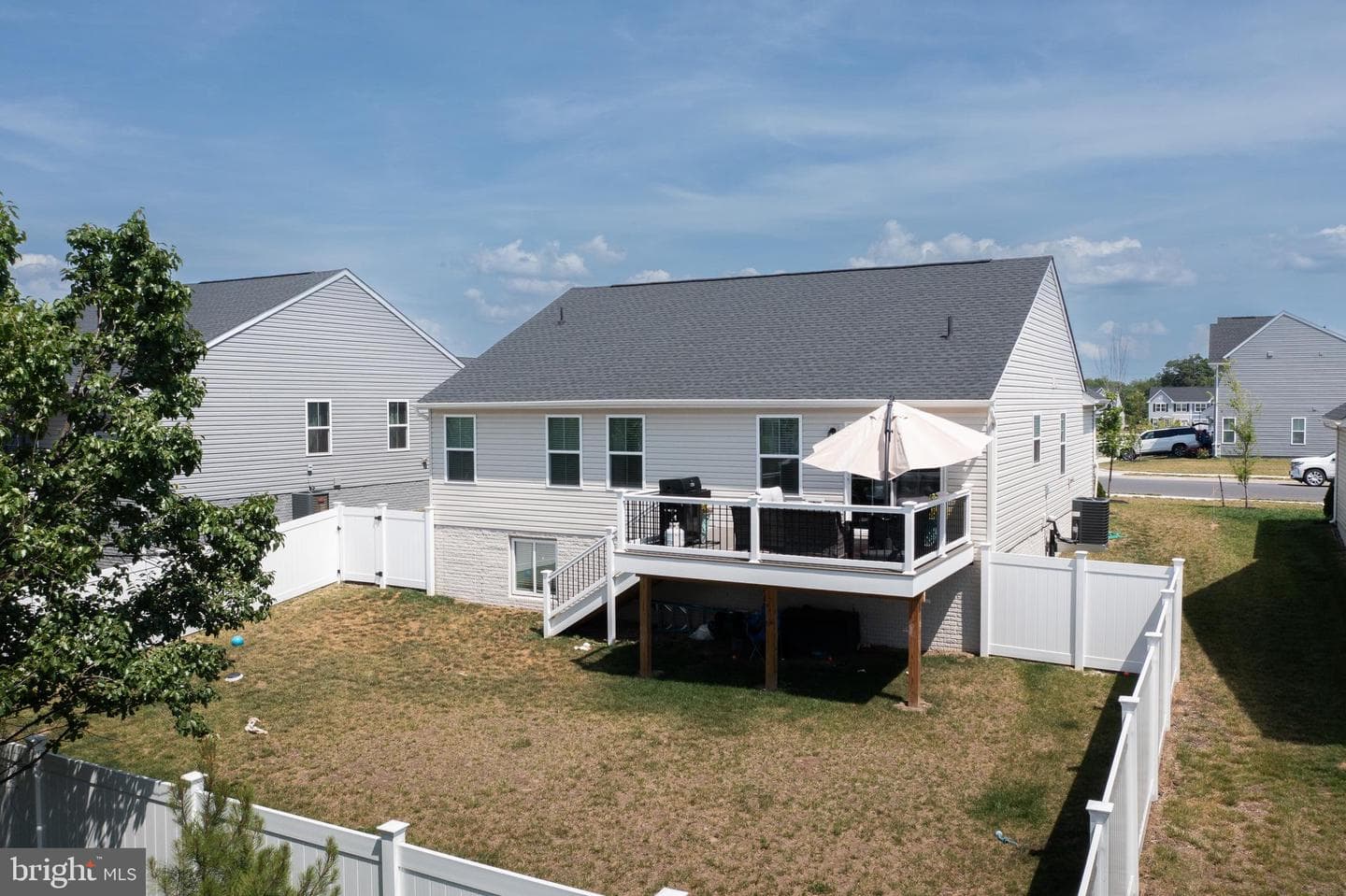 120 Gabriel Court photo 37