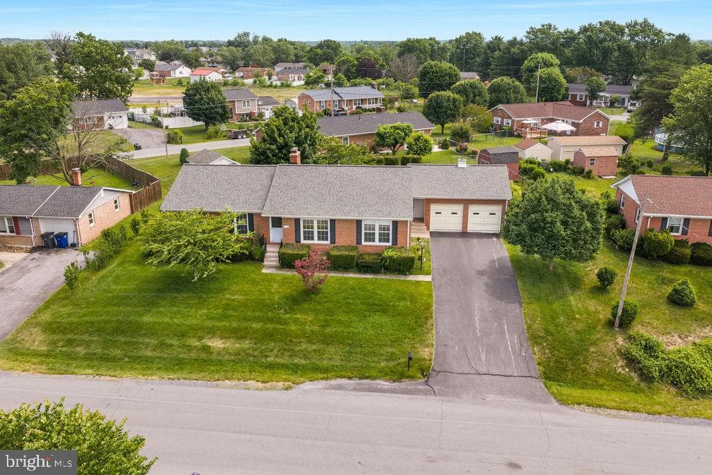 114 Williamson Road, Winchester