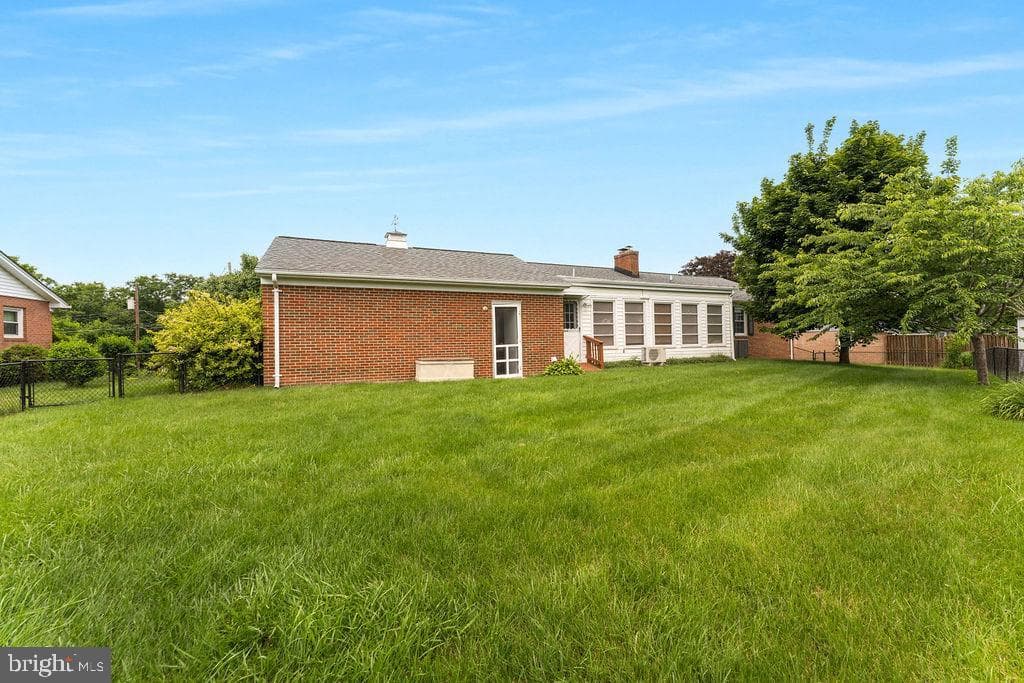 114 Williamson Road photo 27