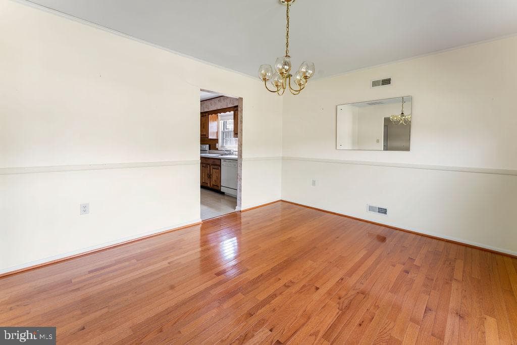 114 Williamson Road photo 8
