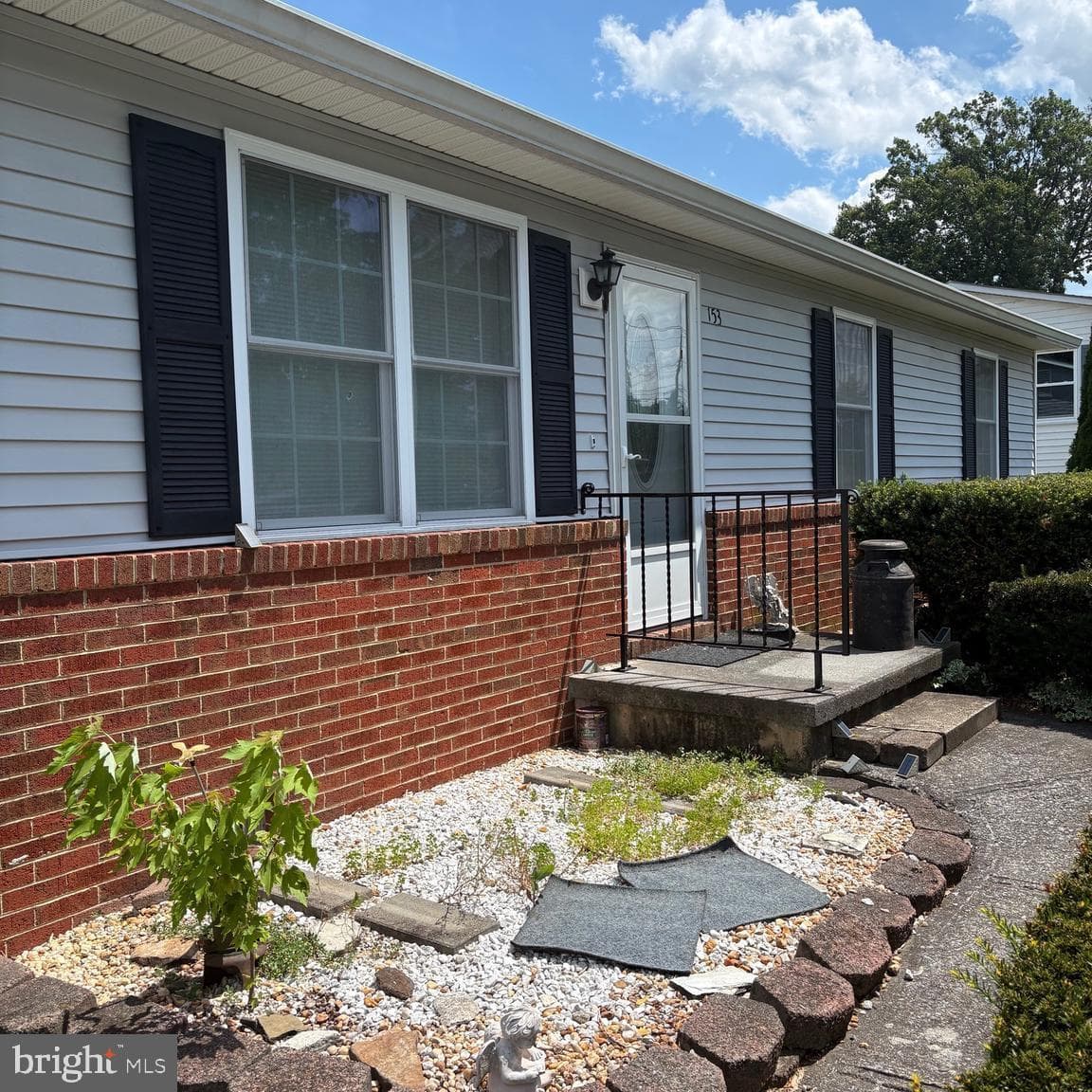 153 Sunset Drive
