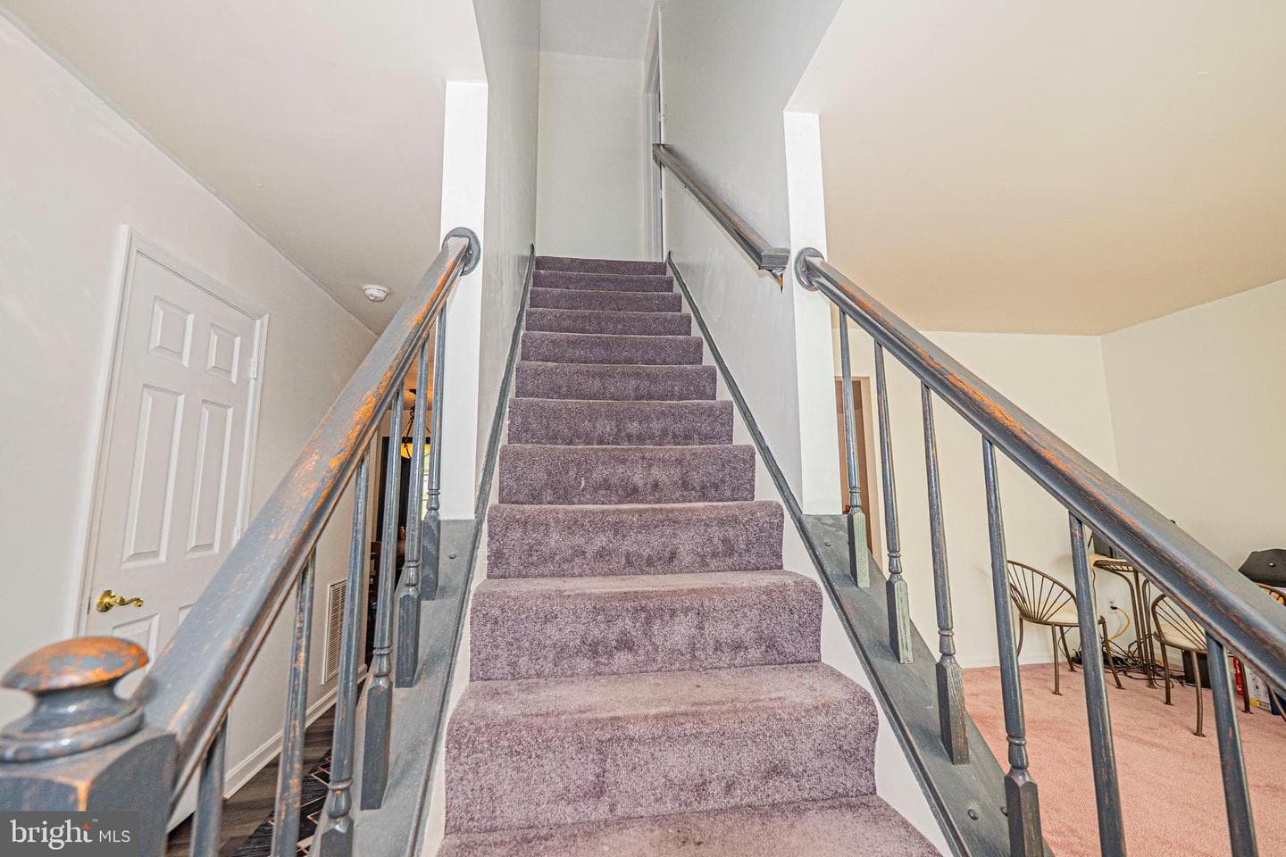 123 Etnam Street photo 18