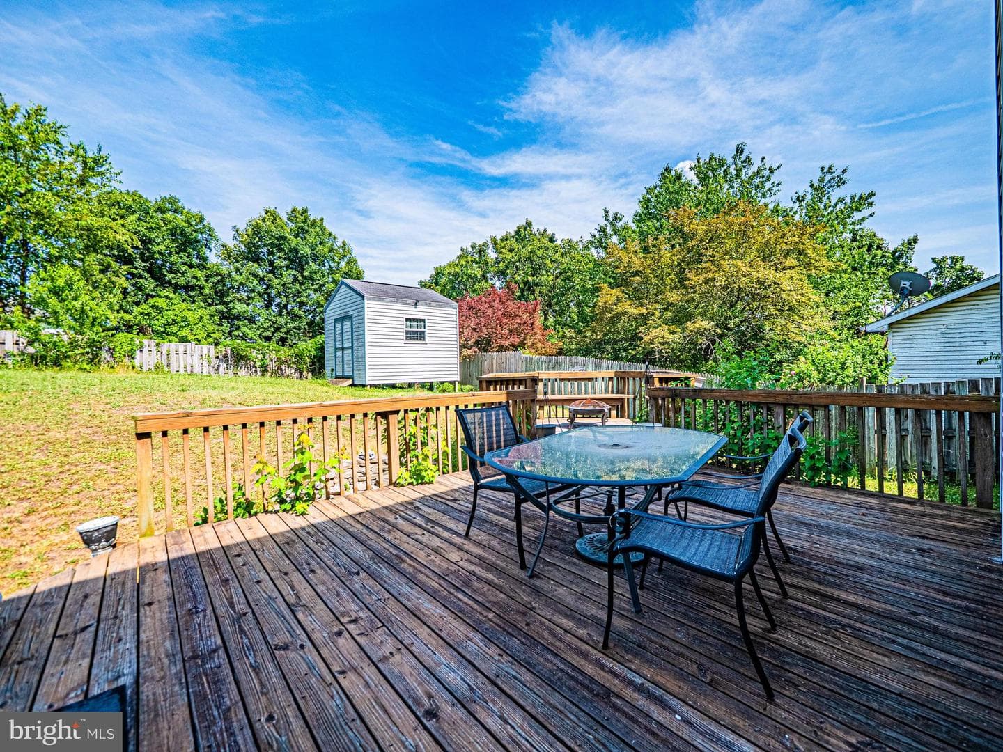 123 Etnam Street photo 8
