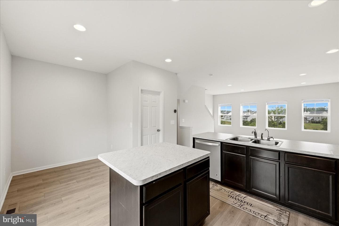 246 Norland Knoll photo 15