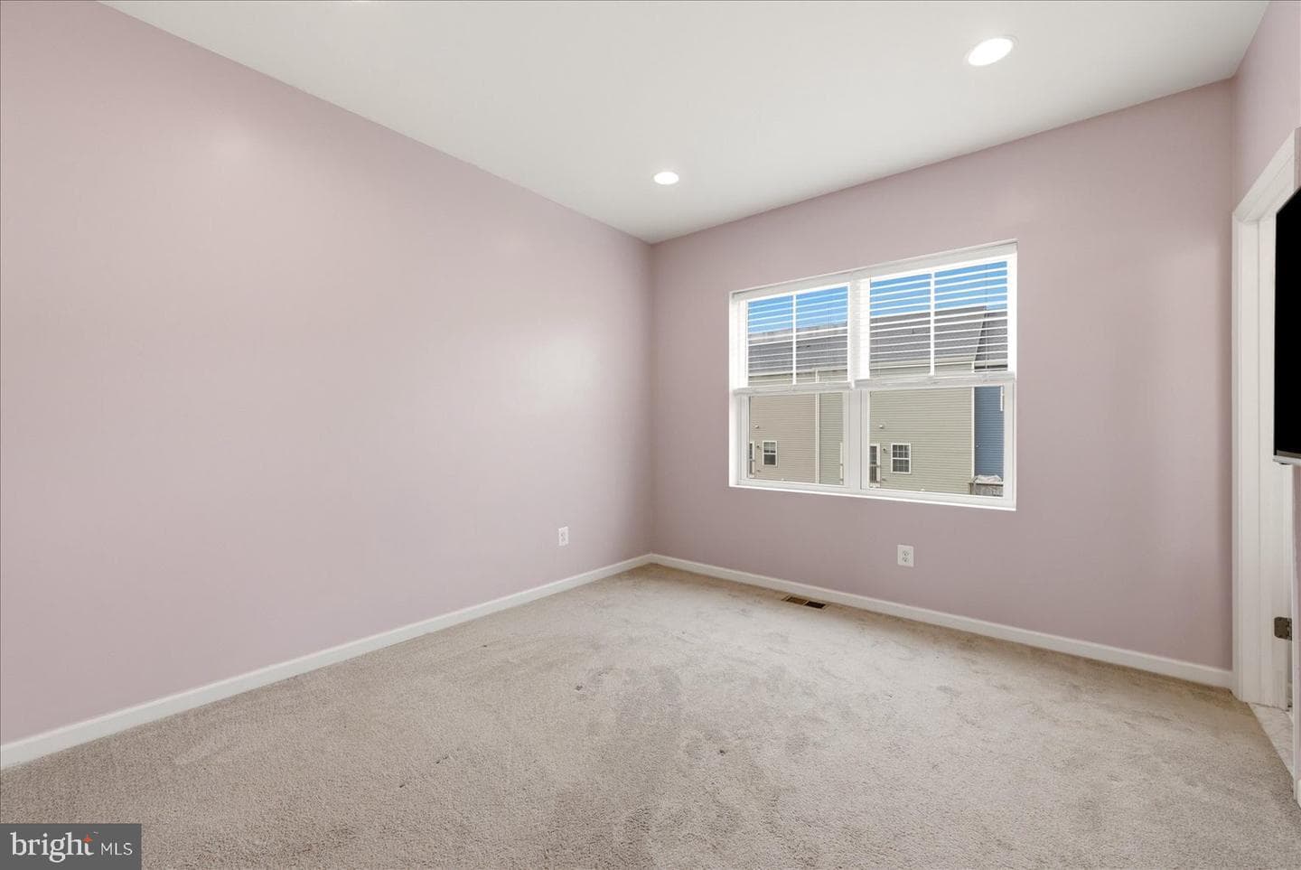 246 Norland Knoll photo 20
