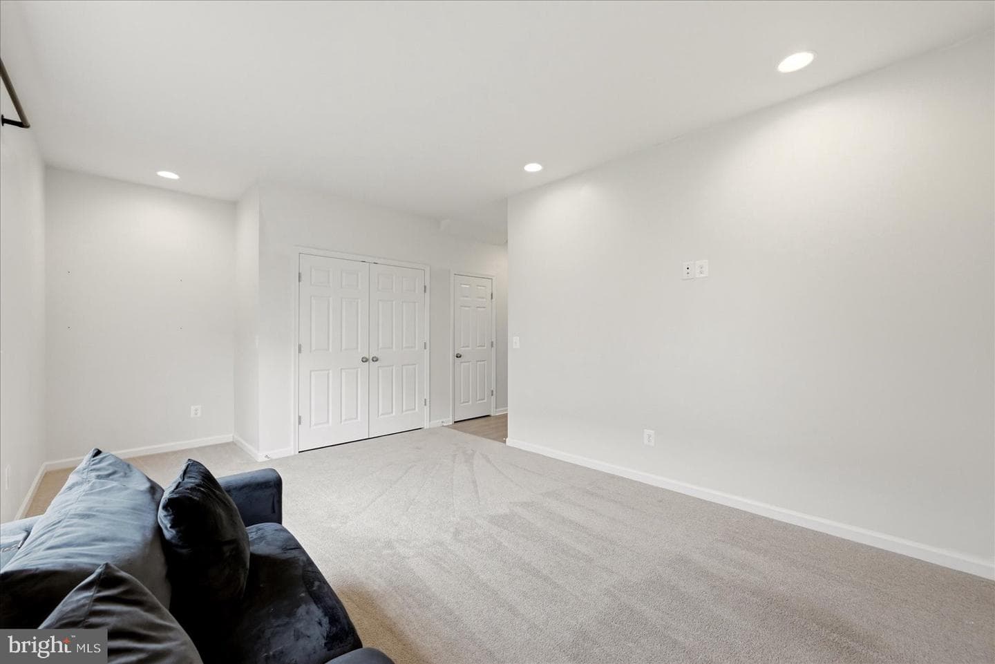 246 Norland Knoll photo 8