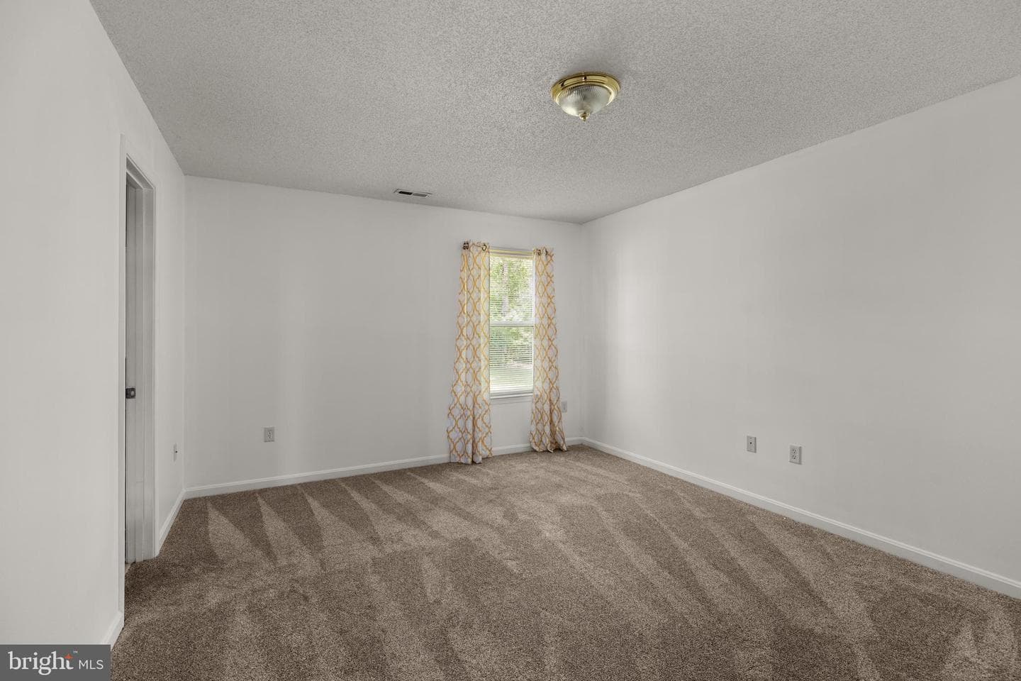 103 Elaine Drive photo 10