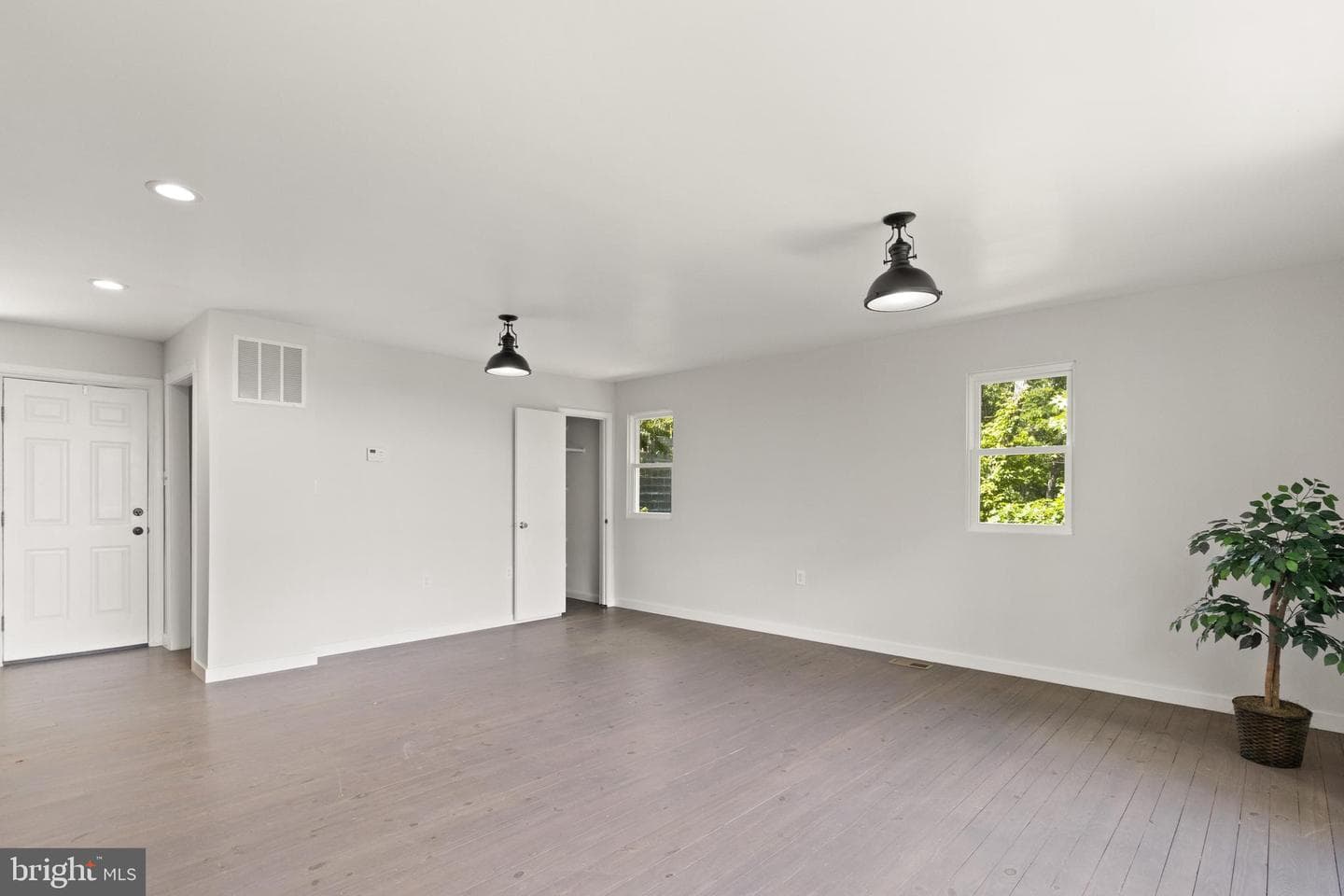 129 Jalapa Trail photo 9