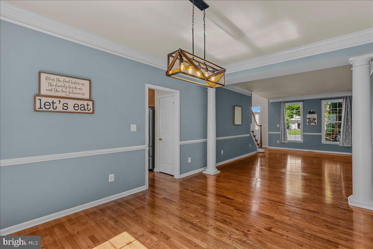 108 Norfolk Court photo 26