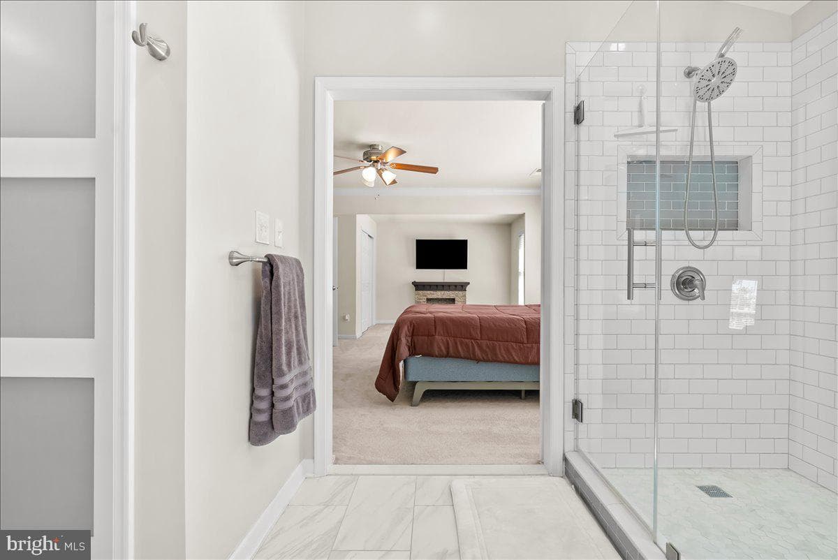 108 Norfolk Court photo 43
