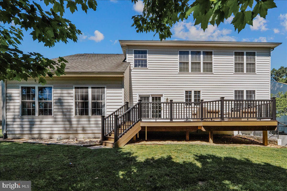 108 Norfolk Court photo 79
