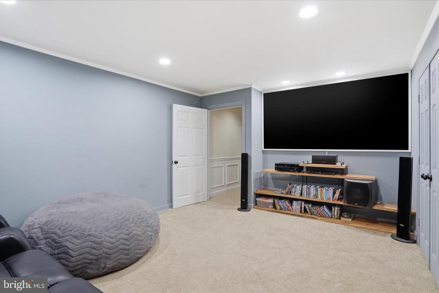 137 Old Forest Circle photo 47