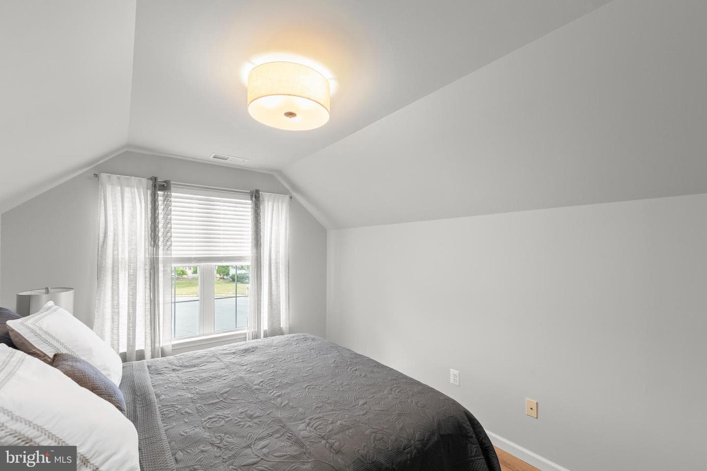 118 Aulee Court photo 27