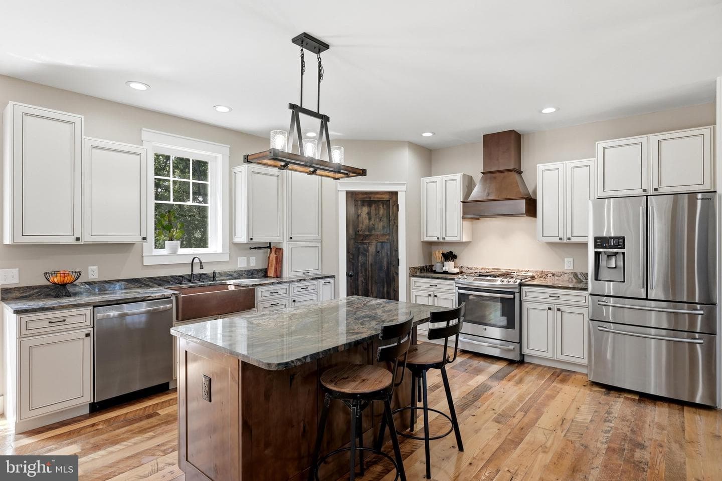 2251 Hunting Ridge Road photo 15