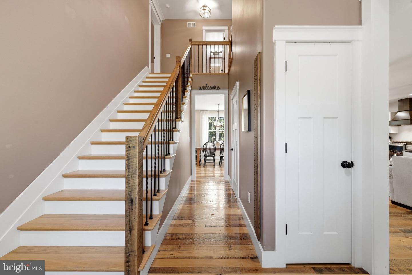 2251 Hunting Ridge Road photo 8