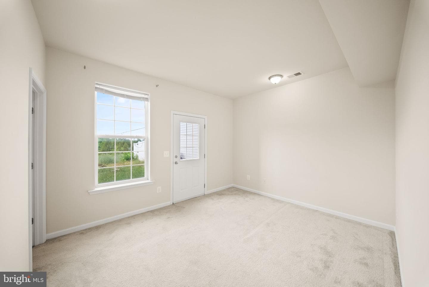 241 Schramm Loop photo 35