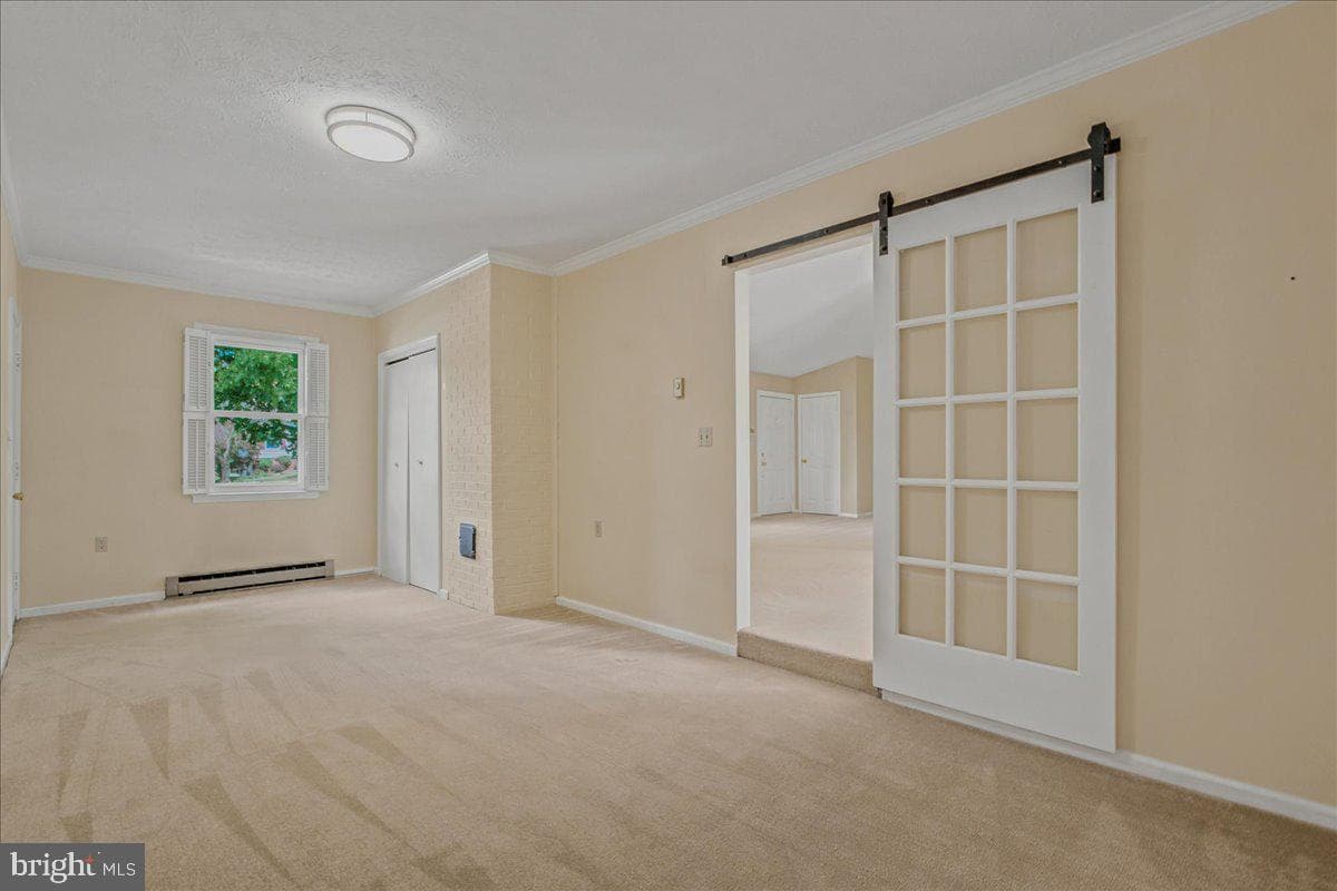 303 Yale Drive photo 32