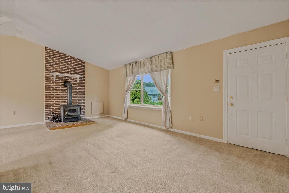303 Yale Drive photo 48