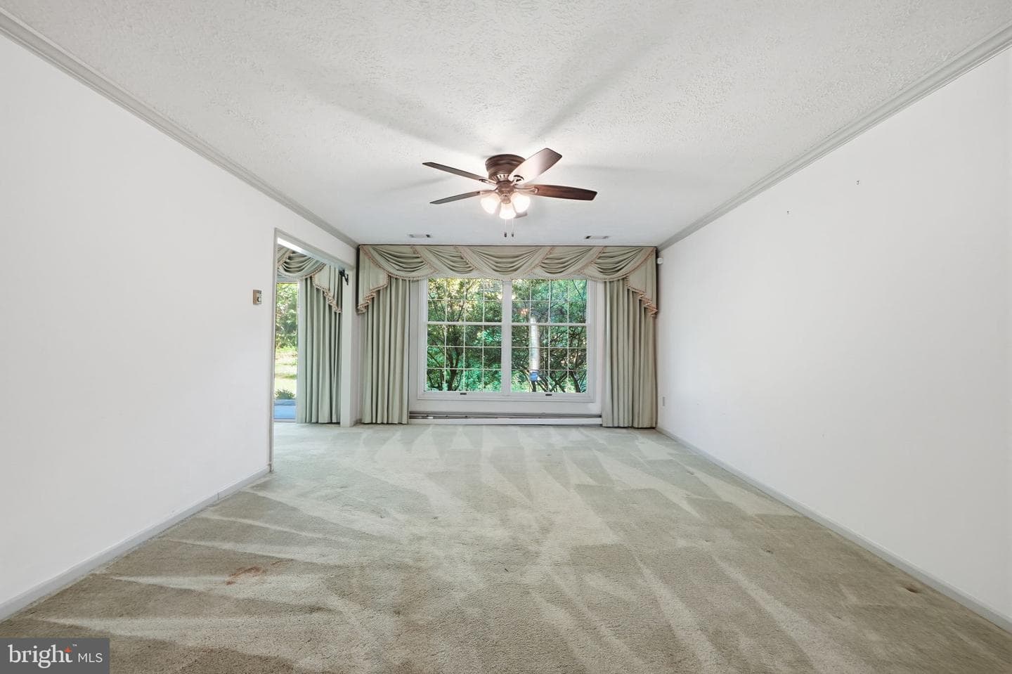 2285 Jones Road photo 8