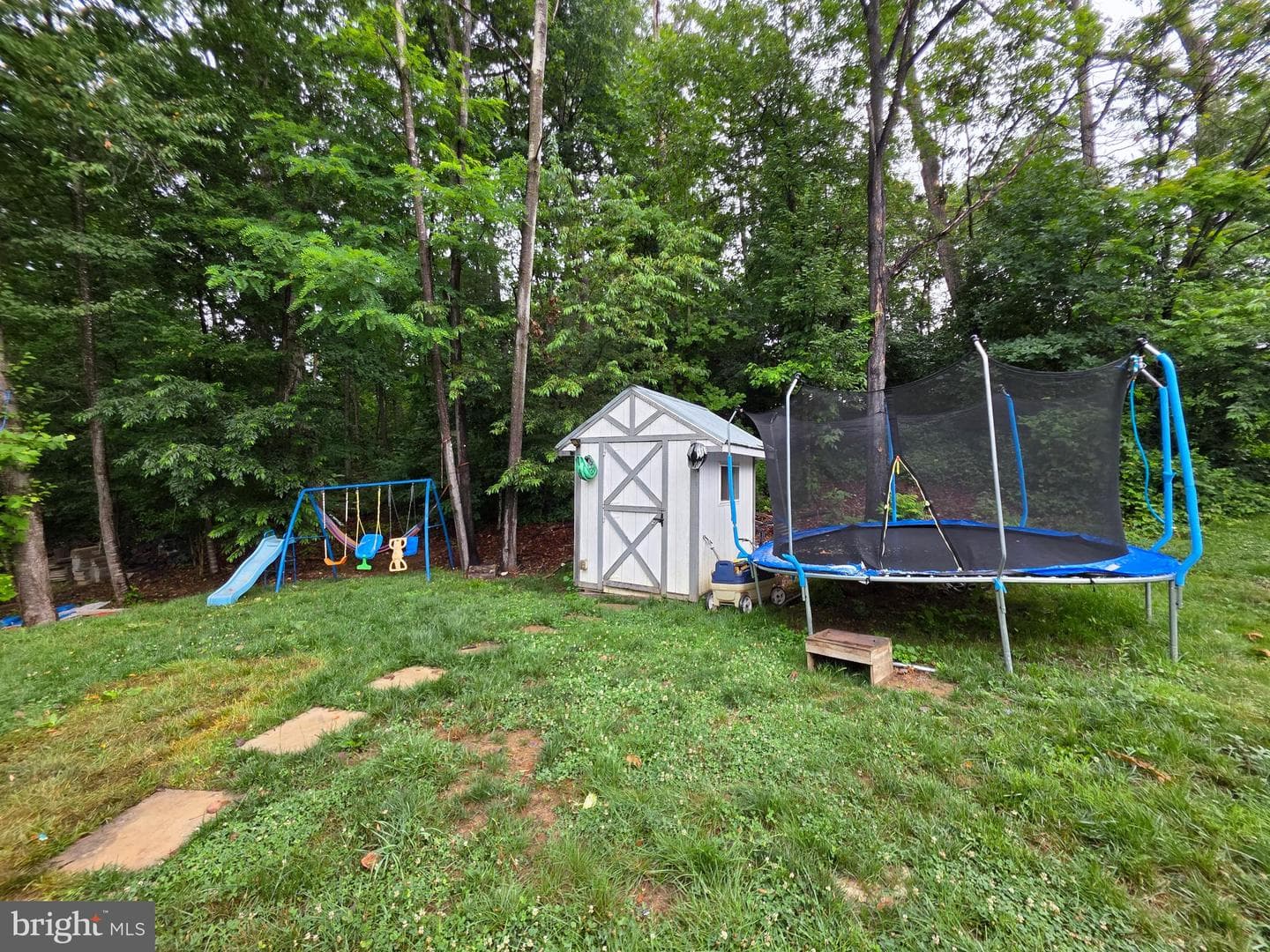 112 Ashley Drive photo 16