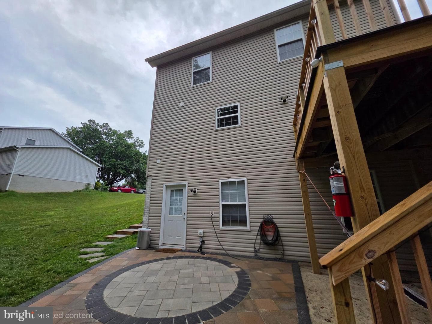 112 Ashley Drive photo 17