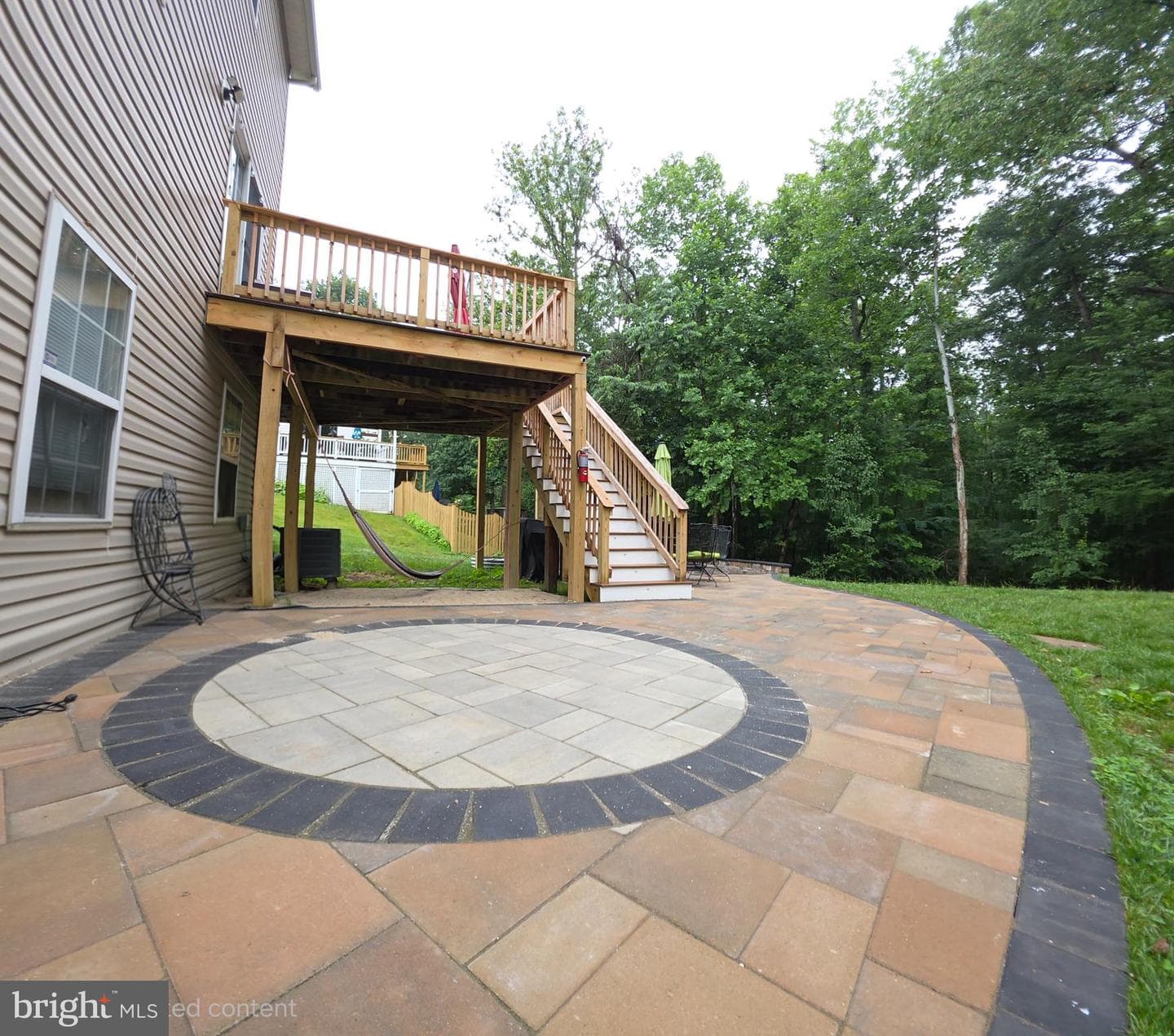 112 Ashley Drive photo 18
