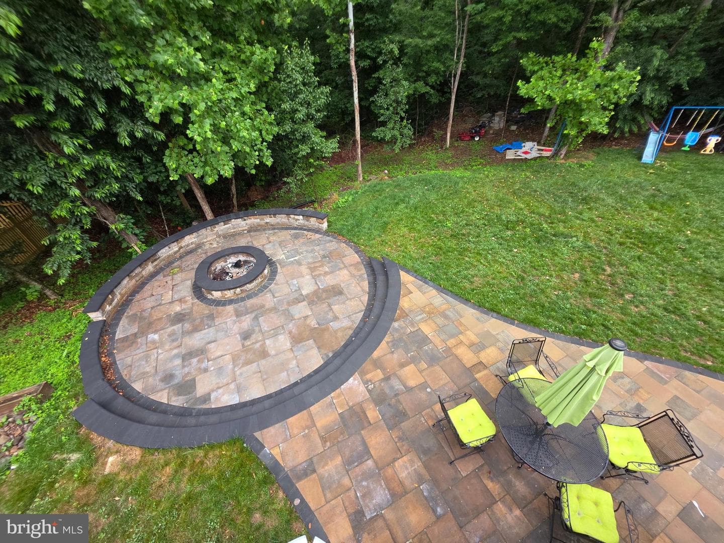 112 Ashley Drive photo 26