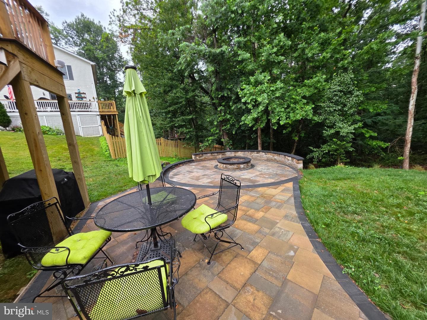 112 Ashley Drive photo 27