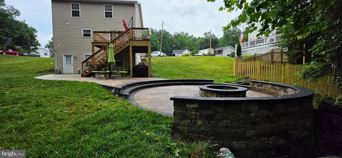 112 Ashley Drive photo 32
