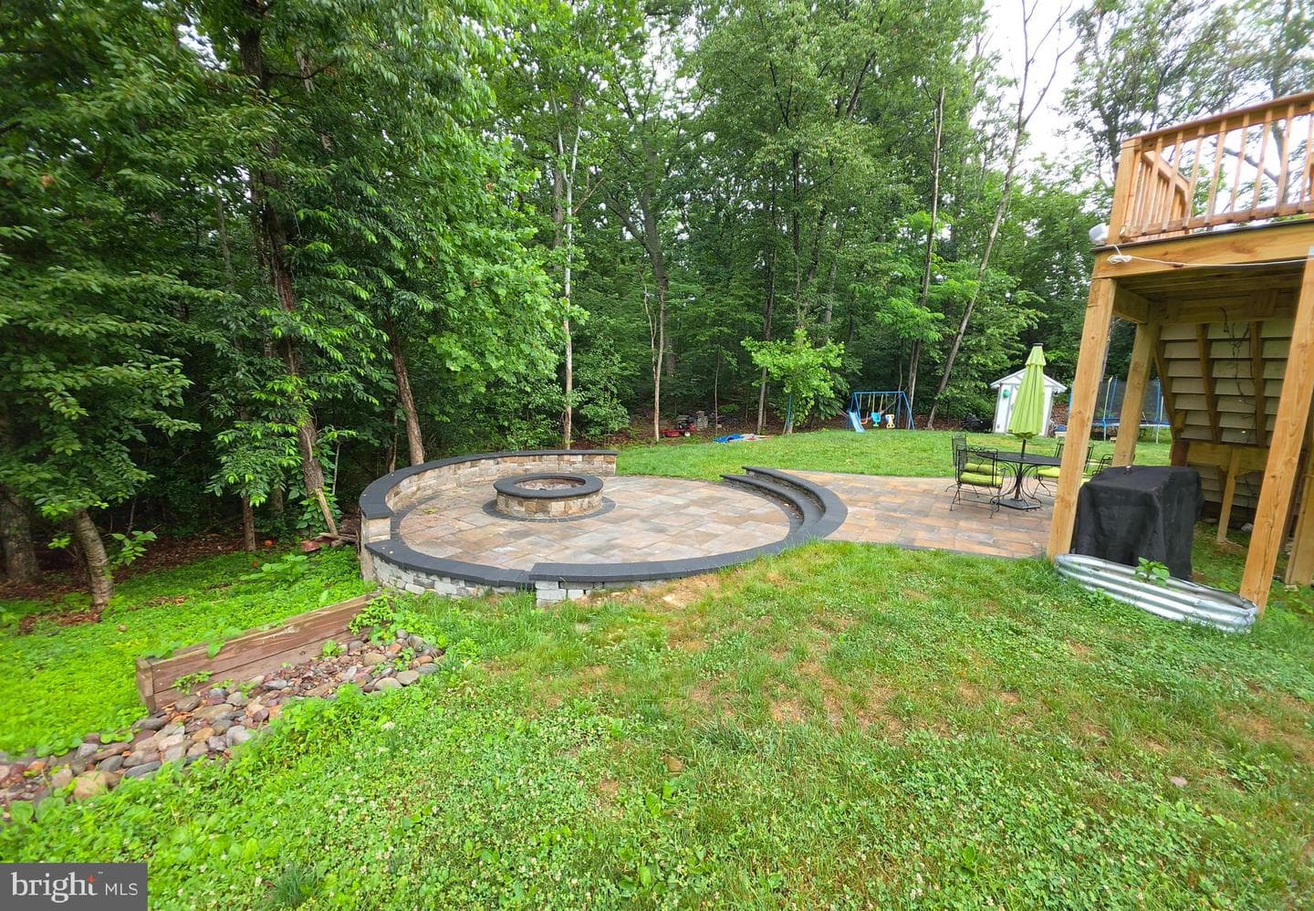 112 Ashley Drive photo 34