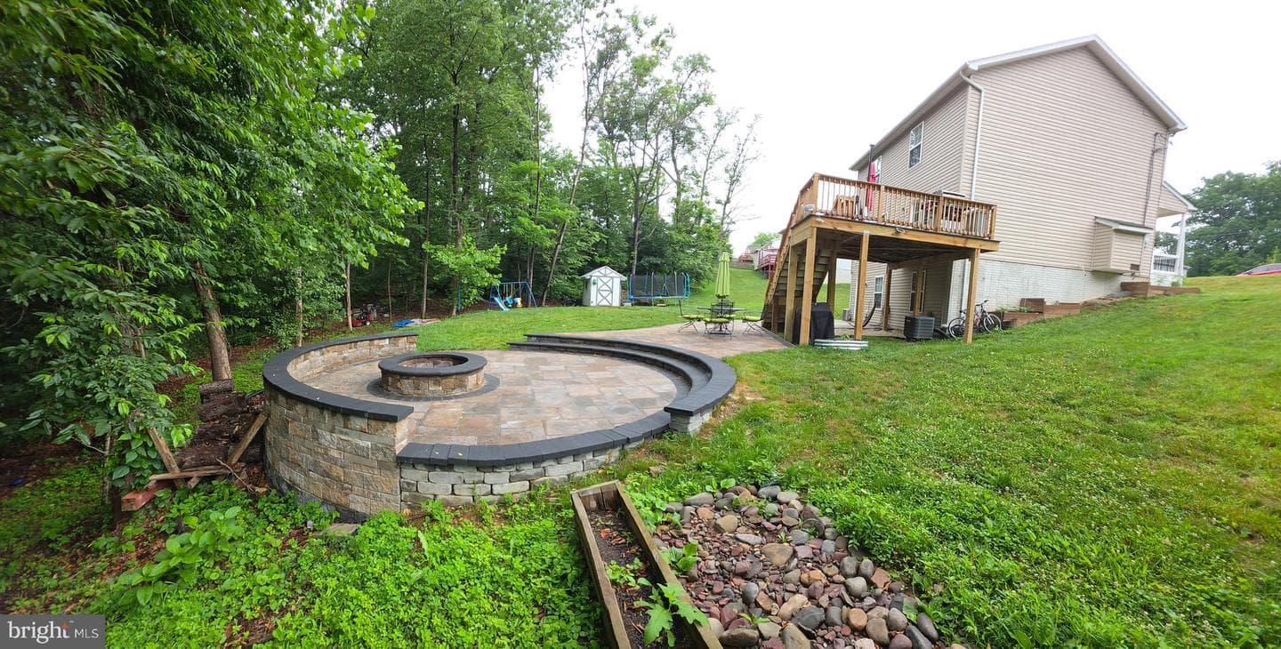 112 Ashley Drive photo 36